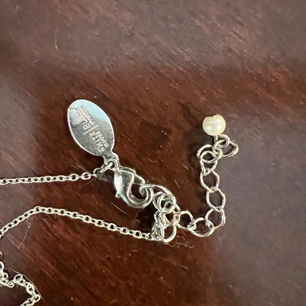 WHBM necklace - Picture 4 of 6